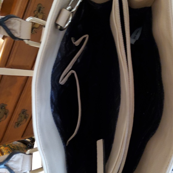 Nine West Top Handle Bag - Picture 15 of 15